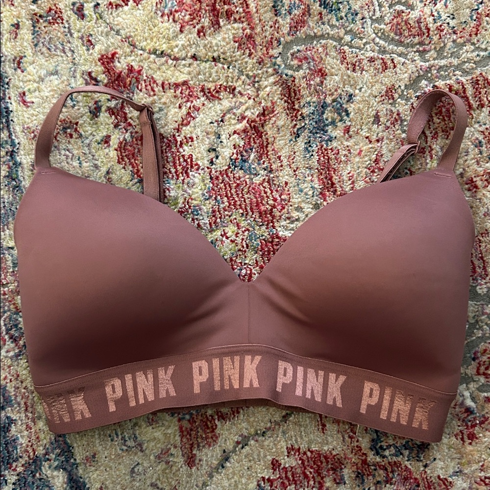 PINK Victoria’s Secret Wear Everywhere Lightly Padded Bra